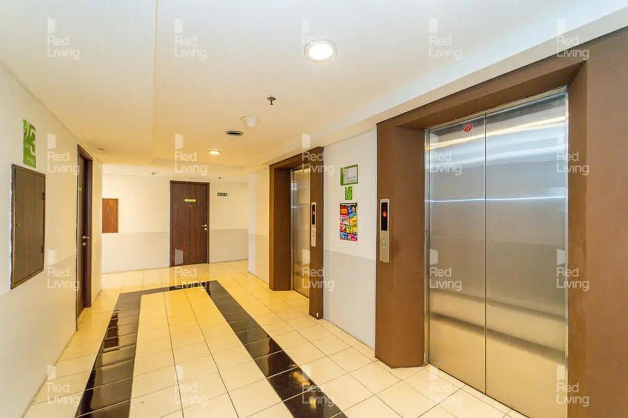 טנגרנג Redliving Apartemen Serpong Green View - Celebrity Room Tower B מראה חיצוני תמונה